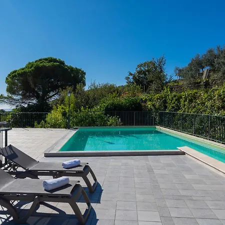 Primula - Vlo206 By Interhome *