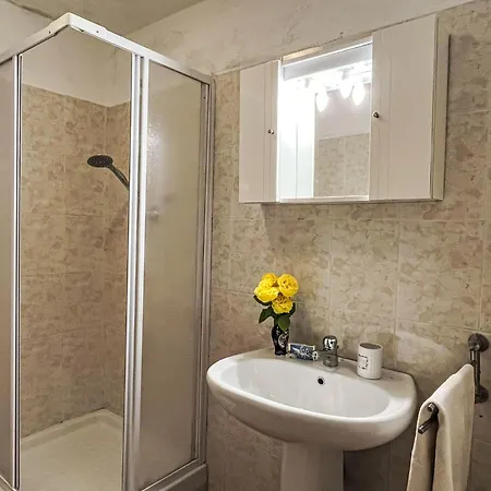 Primula - Vlo206 By Interhome * Lecchiore
